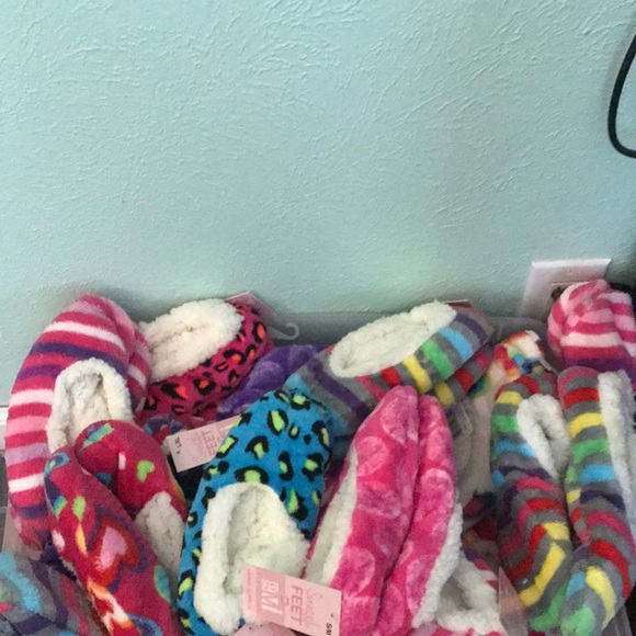 slippers - Picture 3 of 3